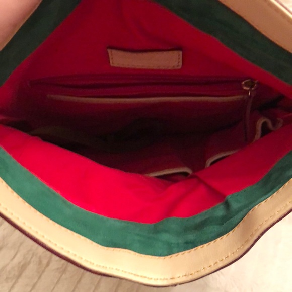 Dooney & Burke Crossbody with toggle closure - Picture 3 of 7